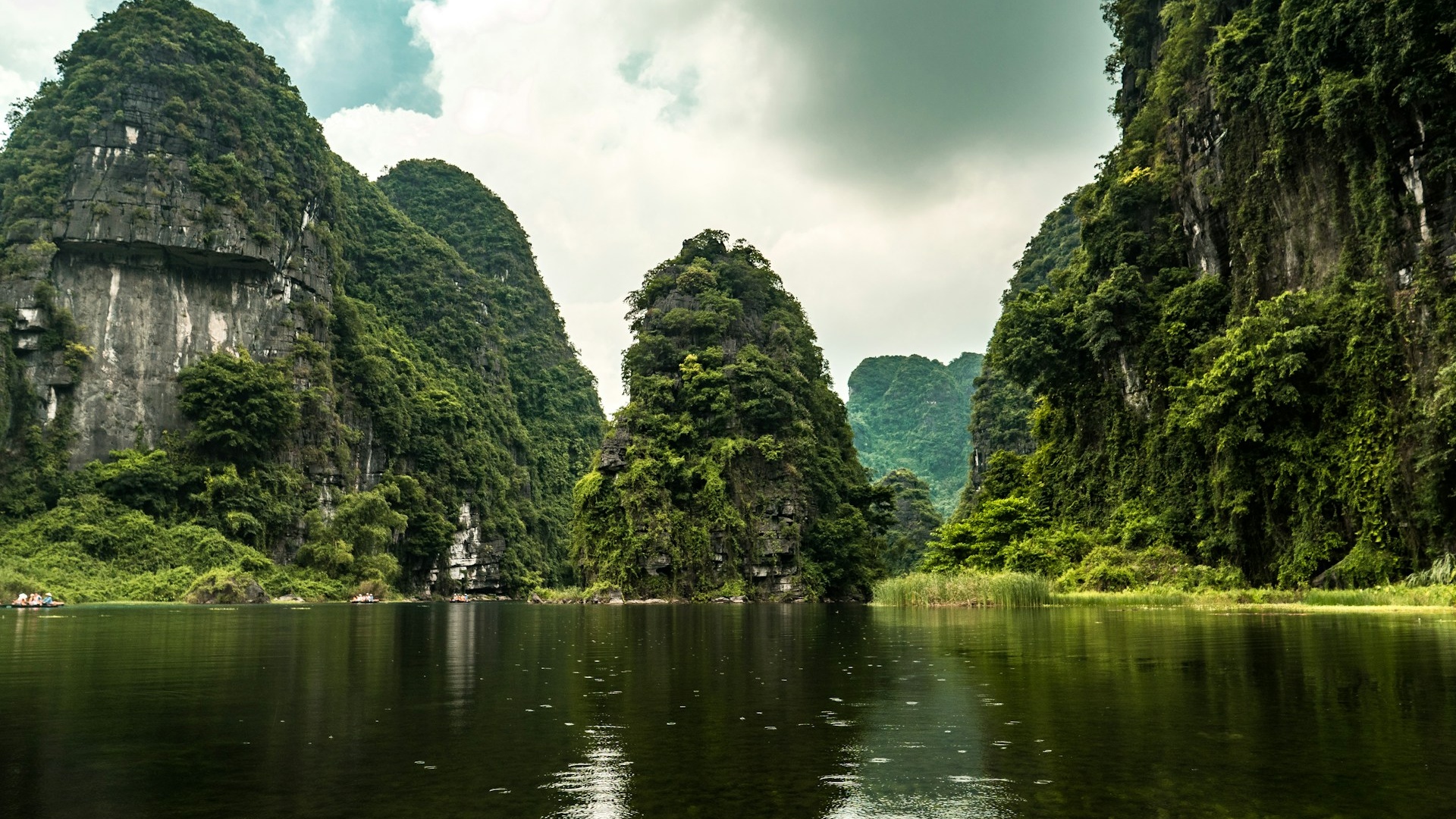 Vietnam | Ninh Binh: UNESCO Heritage Site